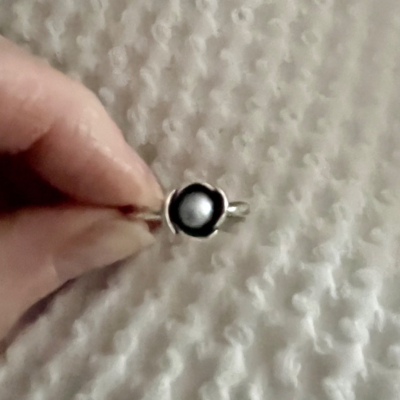 Pandora Sterling Silver and Grey Pearl 3 Ring Set Size 8 - Picture 7 of 16